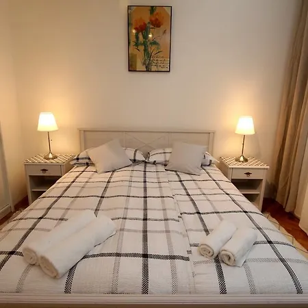 Mira Lapad * Dubrovnik