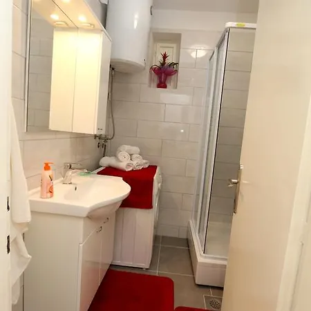 Mira Lapad Dubrovnik